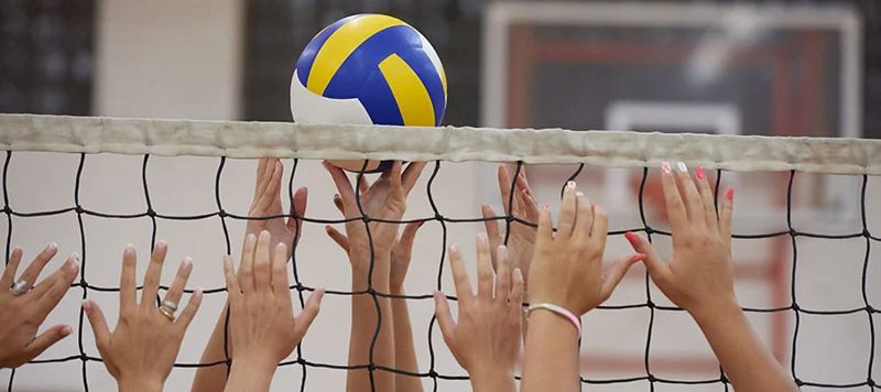For adults, Florida Volleyball Friends league provides a variety of competitive and recreational options, including indoor and beach volleyball.