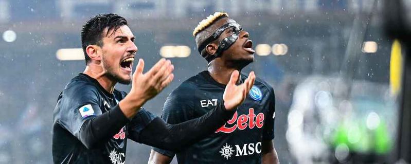 Serie A leaders Napoli ease to win at Sampdoria