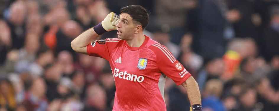 'Big kid' Emi Martínez leads Aston Villa to Europa League last 8