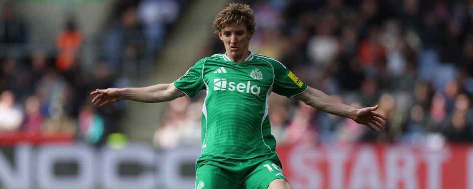 Transfer rumors, news: Bayern eye move for Newcastle's Gordon